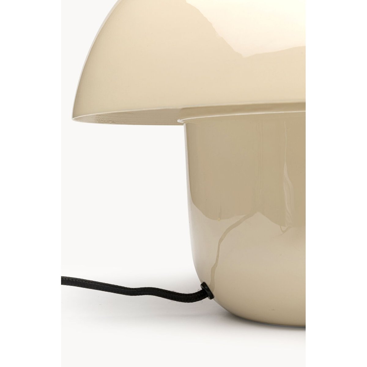 Lampe champignon en acier beige – lampe de table design décorative