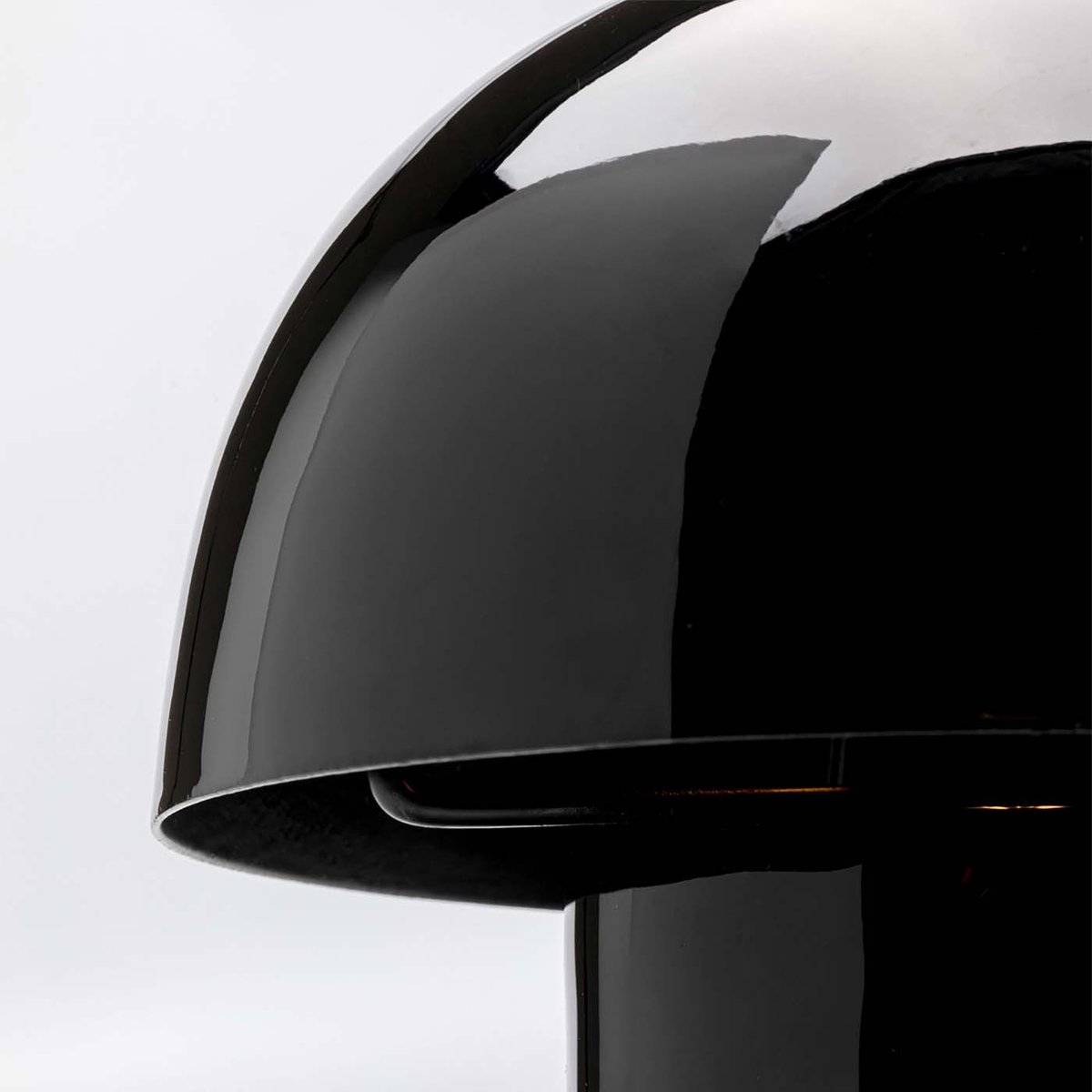 Lampe champignon en acier noir – lampe de table design décorative