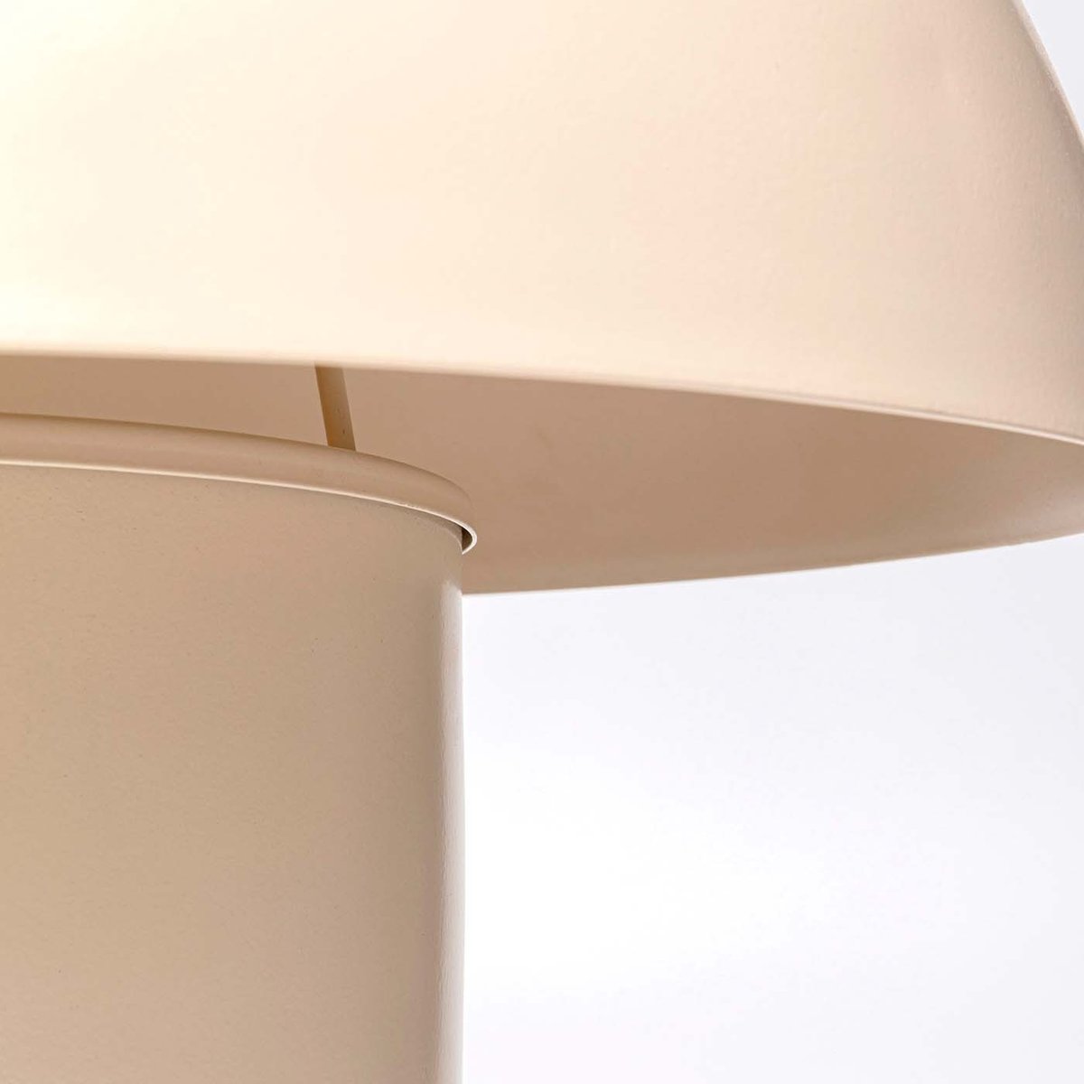 Lampe champignon en acier beige – lampe de table design décorative